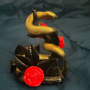 Bath & Body Works Halloween Snake & Roses Gentle Foaming Hand Soap Holder